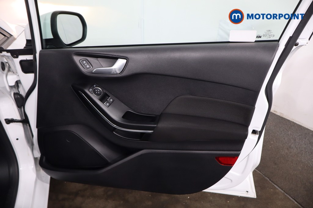 Ford Fiesta Zetec Automatic Petrol Hatchback - Stock Number (1634717) - 24th supplementary image