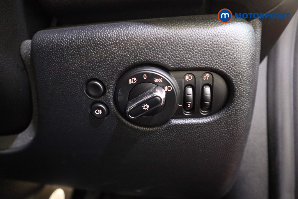 Mini Convertible Cooper Sport Manual Petrol Convertible - Stock Number (1634901) - 12th supplementary image