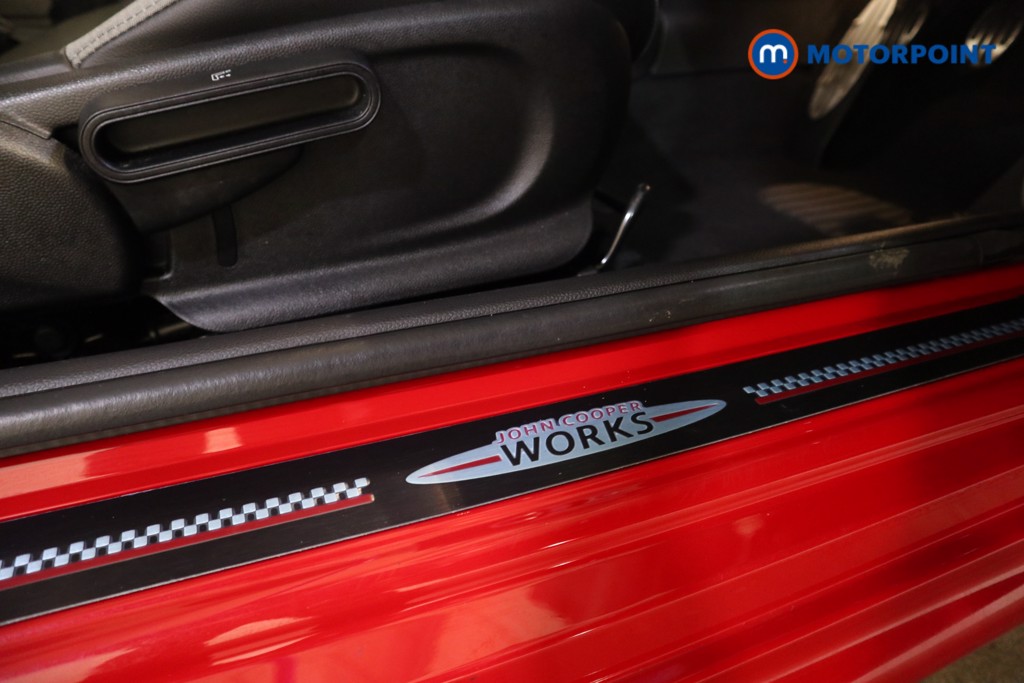 Mini Convertible Cooper Sport Manual Petrol Convertible - Stock Number (1634901) - 15th supplementary image