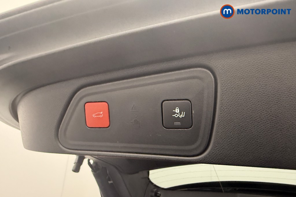 Peugeot 3008 GT Manual Diesel SUV - Stock Number (1634967) - 23rd supplementary image