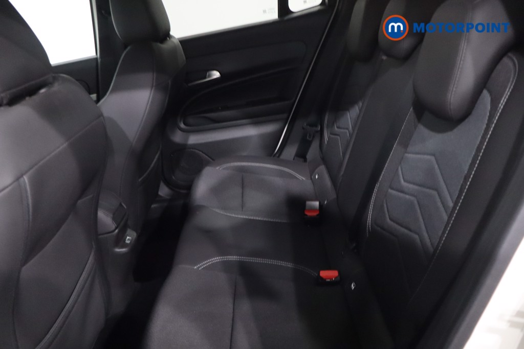 Jeep Avenger Summit Automatic Electric SUV - Stock Number (1635062) - 5th supplementary image