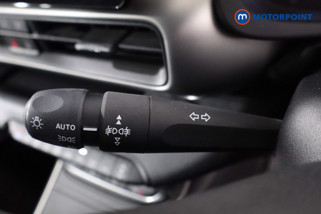 Jeep Avenger Summit Automatic Electric SUV - Stock Number (1635062) - 14th supplementary image