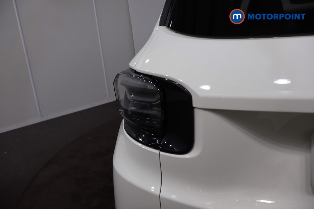 Jeep Avenger Summit Automatic Electric SUV - Stock Number (1635062) - 40th supplementary image