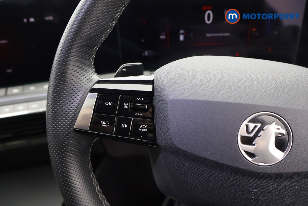 Vauxhall Astra Ultimate Automatic Petrol Hatchback - Stock Number (1635247) - 2nd supplementary image