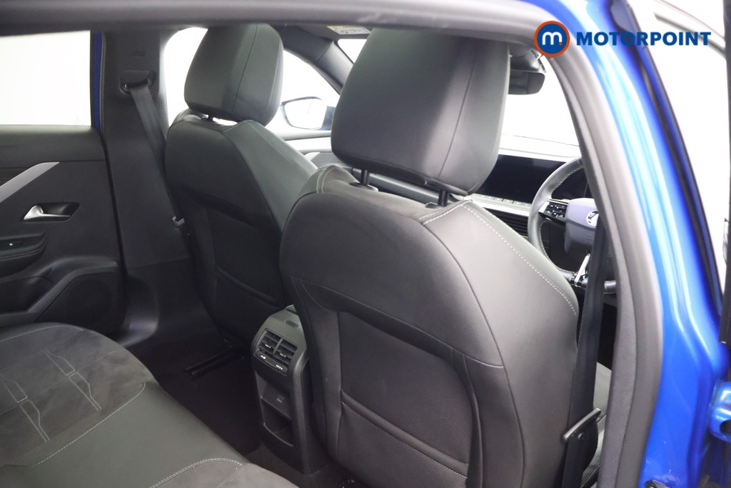 Vauxhall Astra Ultimate Automatic Petrol Hatchback - Stock Number (1635247) - 14th supplementary image