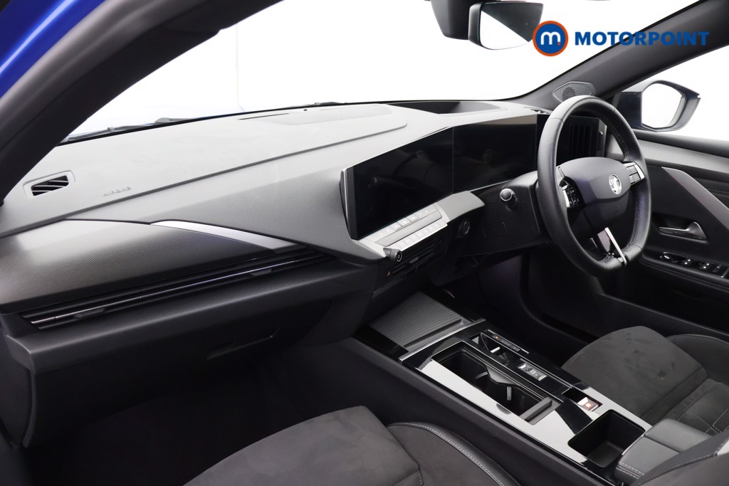 Vauxhall Astra Ultimate Automatic Petrol Hatchback - Stock Number (1635247) - 16th supplementary image