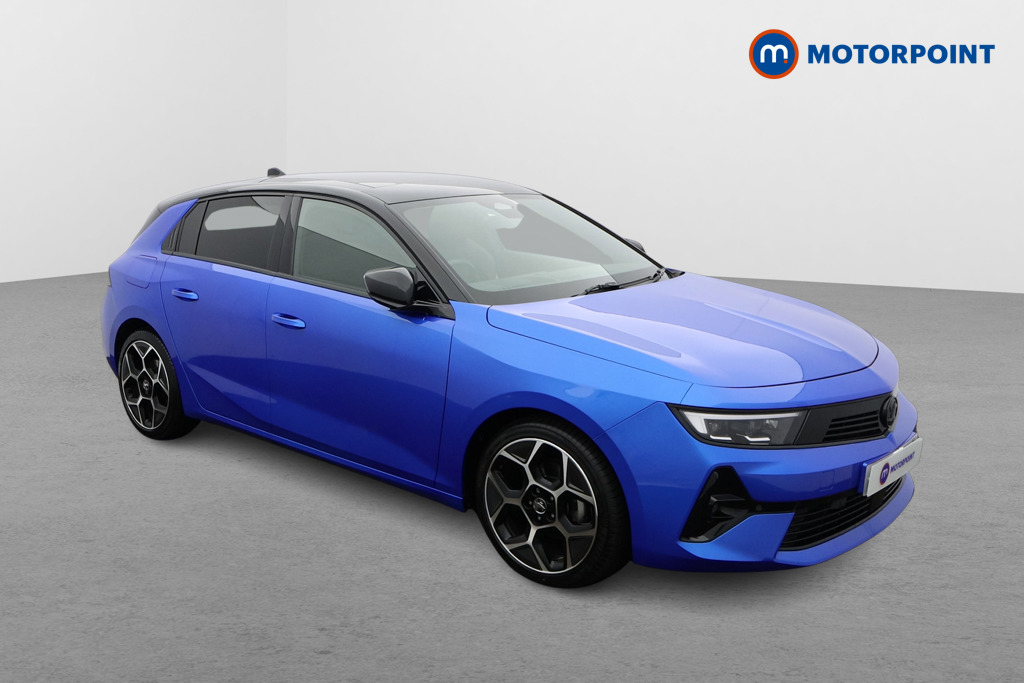 Vauxhall Astra Ultimate Automatic Petrol Hatchback - Stock Number (1635247) - Drivers side front corner