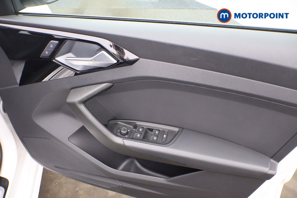 Audi A1 S Line Manual Petrol Hatchback - Stock Number (1635302) - 12th supplementary image