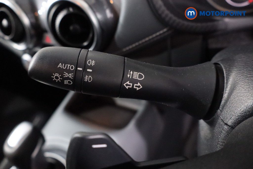 Nissan Juke Tekna Automatic Petrol SUV - Stock Number (1635931) - 14th supplementary image