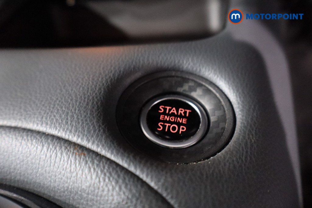 Nissan Juke Tekna Automatic Petrol SUV - Stock Number (1635931) - 23rd supplementary image