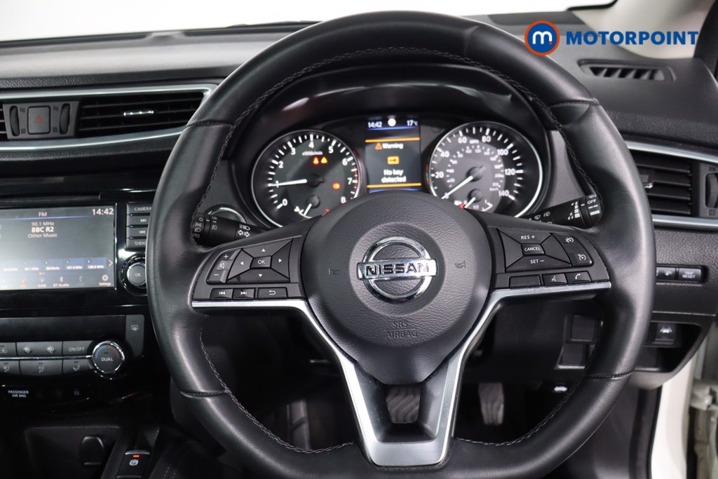 Nissan Qashqai N-Connecta Automatic Petrol SUV - Stock Number (1636012) - 6th supplementary image