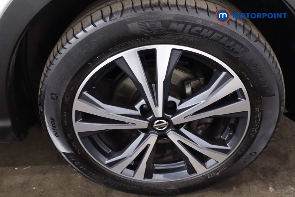 Nissan Qashqai N-Connecta Automatic Petrol SUV - Stock Number (1636012) - 10th supplementary image