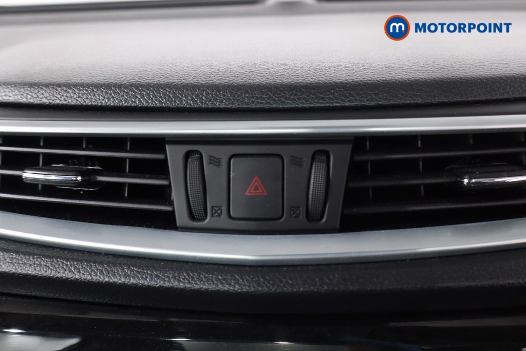 Nissan Qashqai N-Connecta Automatic Petrol SUV - Stock Number (1636012) - 18th supplementary image