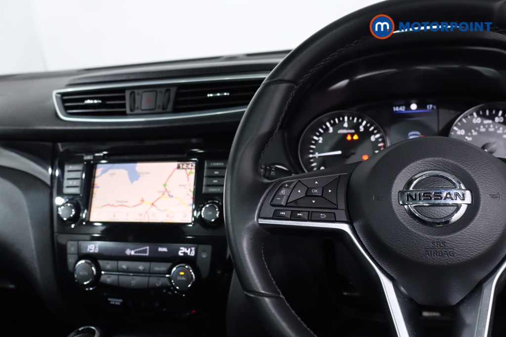 Nissan Qashqai N-Connecta Automatic Petrol SUV - Stock Number (1636012) - 21st supplementary image