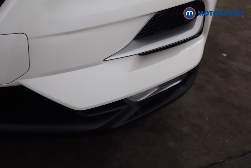 Nissan Qashqai N-Connecta Automatic Petrol SUV - Stock Number (1636012) - 33rd supplementary image