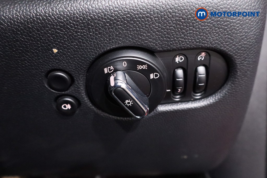 Mini Hatchback Cooper Sport Manual Petrol Hatchback - Stock Number (1636261) - 17th supplementary image
