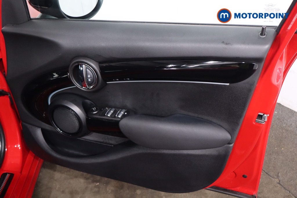 Mini Hatchback Cooper Sport Manual Petrol Hatchback - Stock Number (1636261) - 24th supplementary image