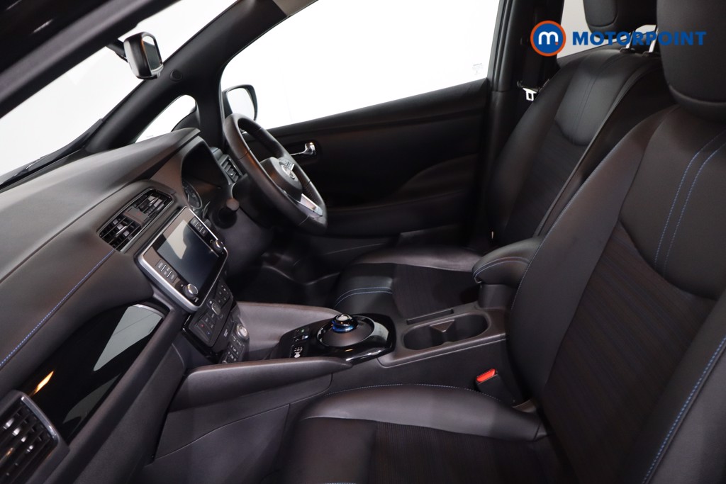Nissan Leaf N-Connecta Automatic Electric Hatchback - Stock Number (1636281) - 4th supplementary image