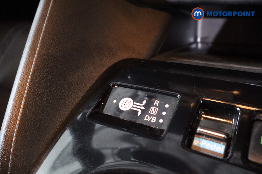 Nissan Leaf N-Connecta Automatic Electric Hatchback - Stock Number (1636281) - 22nd supplementary image