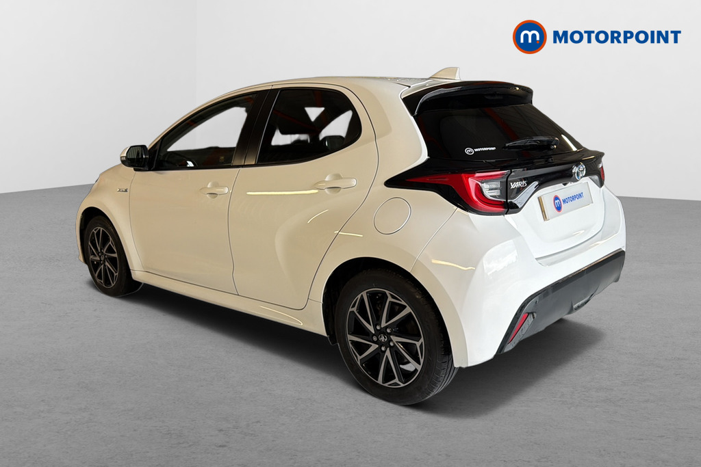 Toyota Yaris Design Automatic Petrol-Electric Hybrid Hatchback - Stock Number (1636284) - Drivers side rear corner
