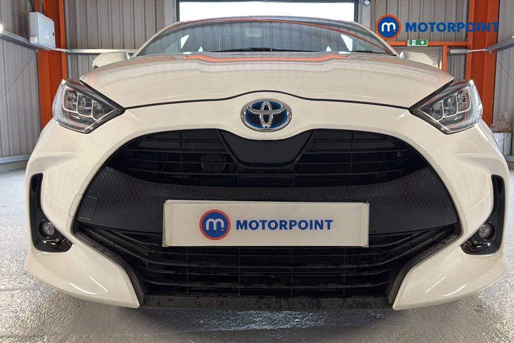 Toyota Yaris Design Automatic Petrol-Electric Hybrid Hatchback - Stock Number (1636284) - 43rd supplementary image