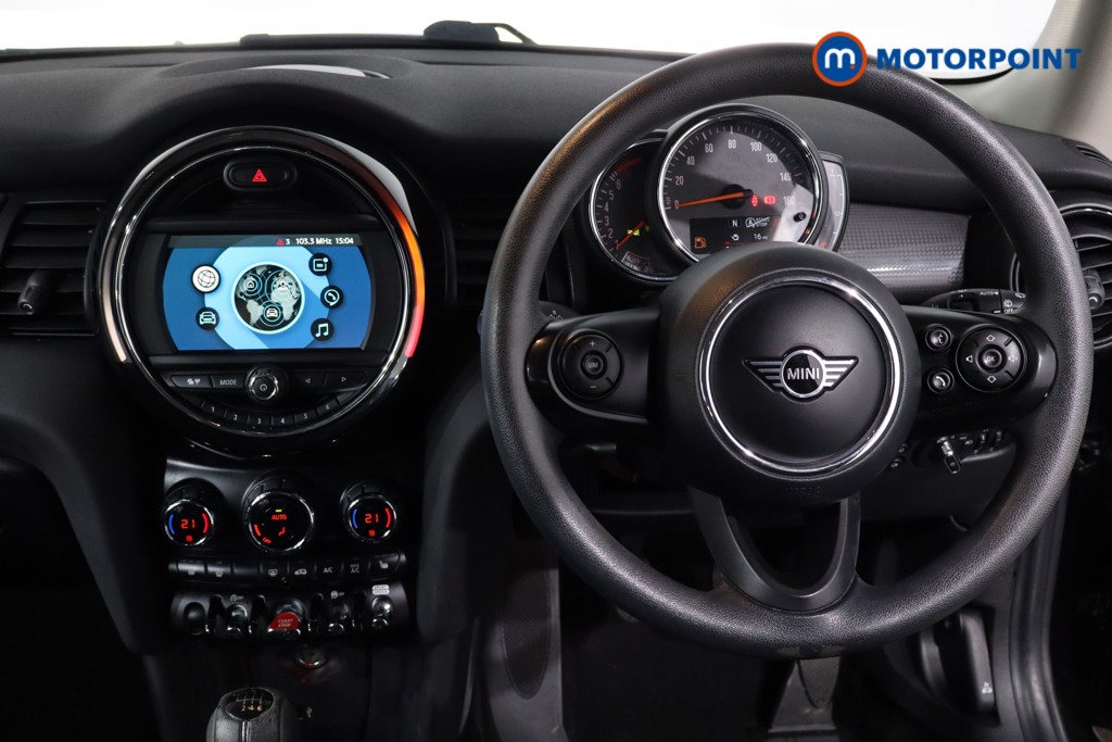 Mini Hatchback Cooper Classic Manual Petrol Hatchback - Stock Number (1636299) - 3rd supplementary image
