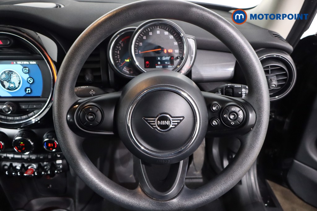 Mini Hatchback Cooper Classic Manual Petrol Hatchback - Stock Number (1636299) - 6th supplementary image