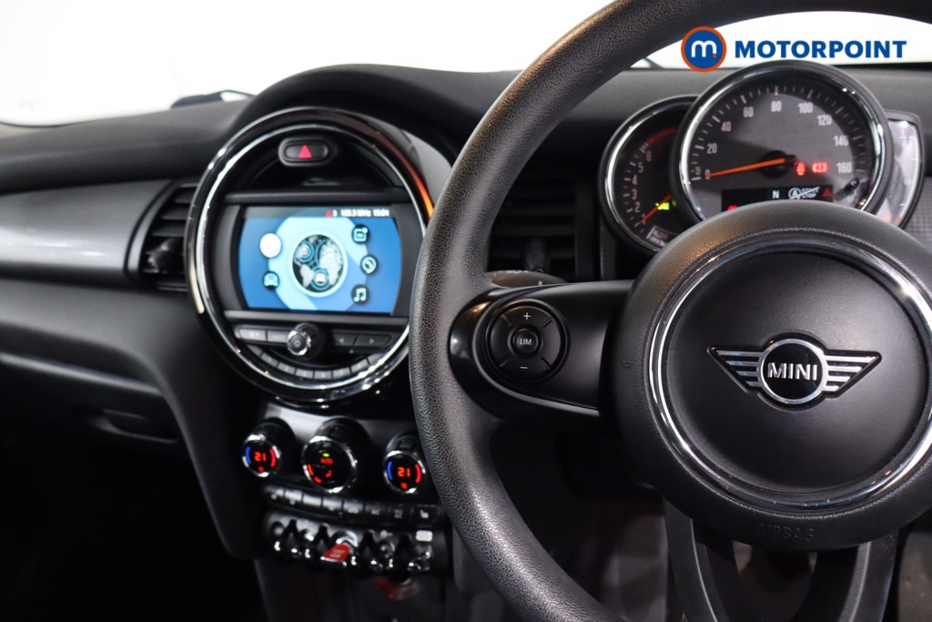 Mini Hatchback Cooper Classic Manual Petrol Hatchback - Stock Number (1636299) - 19th supplementary image