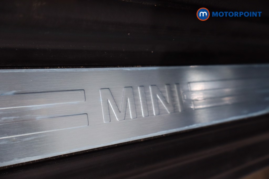 Mini Hatchback Cooper Classic Manual Petrol Hatchback - Stock Number (1636299) - 23rd supplementary image