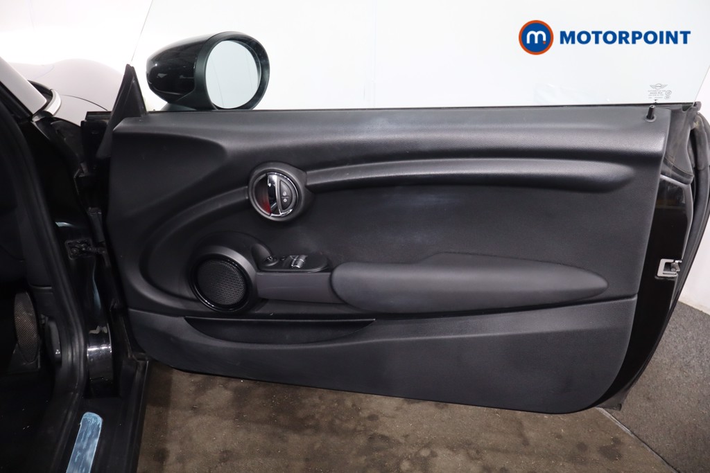 Mini Hatchback Cooper Classic Manual Petrol Hatchback - Stock Number (1636299) - 24th supplementary image