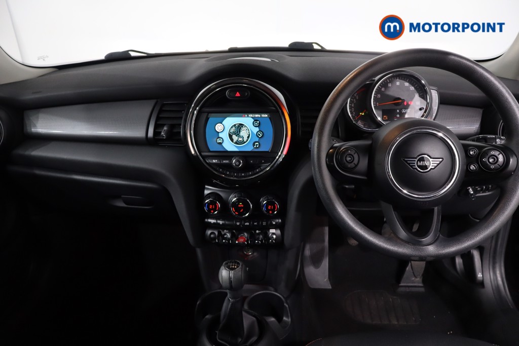 Mini Hatchback Cooper Classic Manual Petrol Hatchback - Stock Number (1636299) - 1st supplementary image