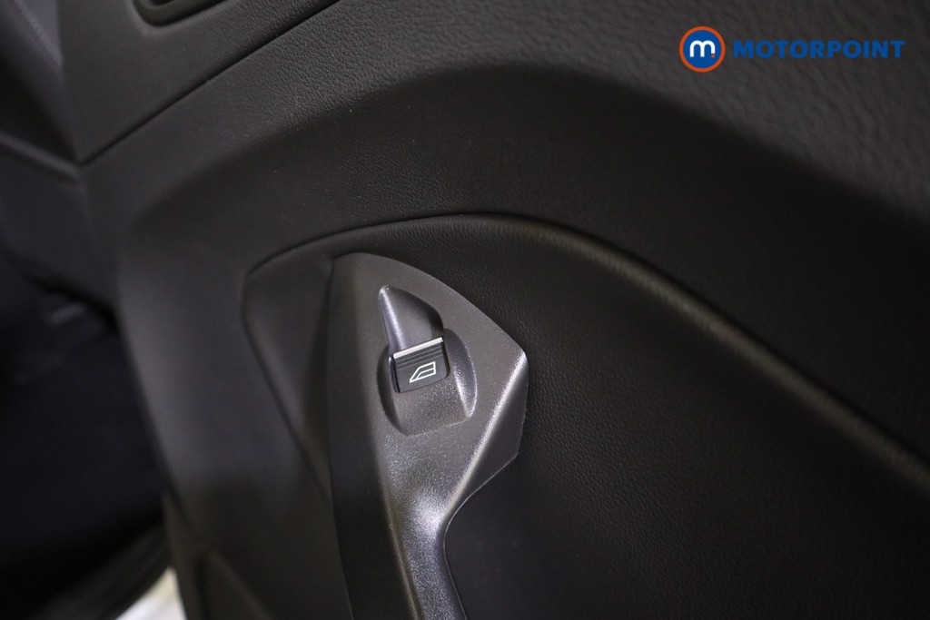 Ford Kuga Titanium Edition Manual Petrol SUV - Stock Number (1614048) - 22nd supplementary image