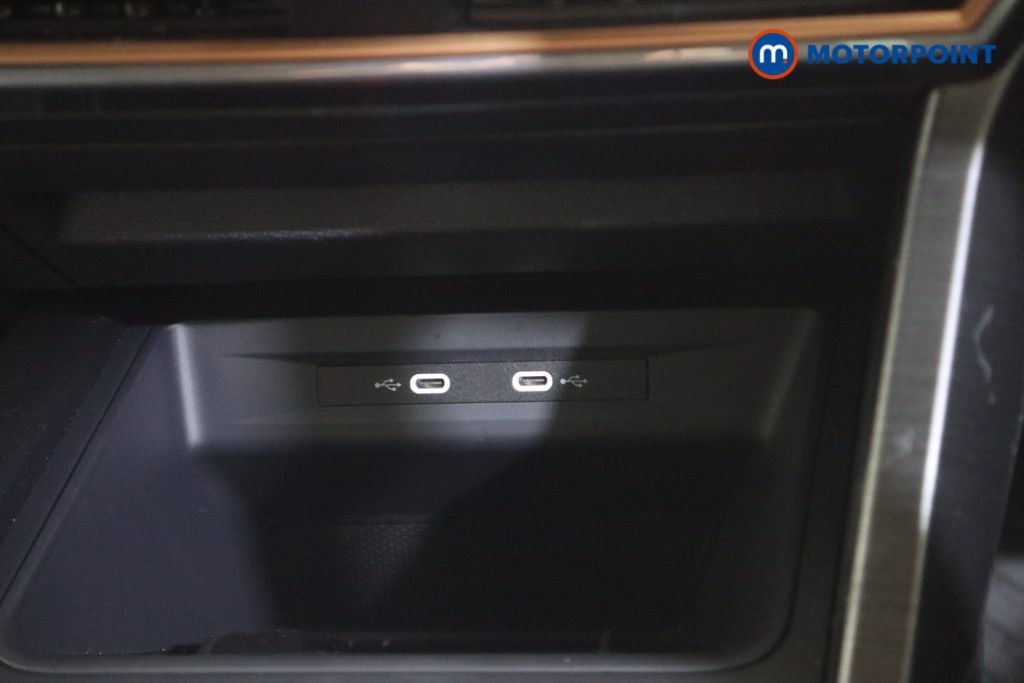 Cupra Formentor V2 Automatic Petrol Plug-In Hybrid SUV - Stock Number (1617731) - 7th supplementary image