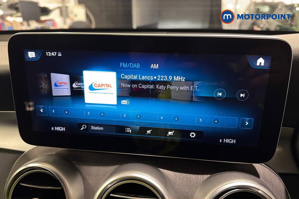 Mercedes-Benz GLC Amg Line Automatic Petrol SUV - Stock Number (1621085) - 9th supplementary image