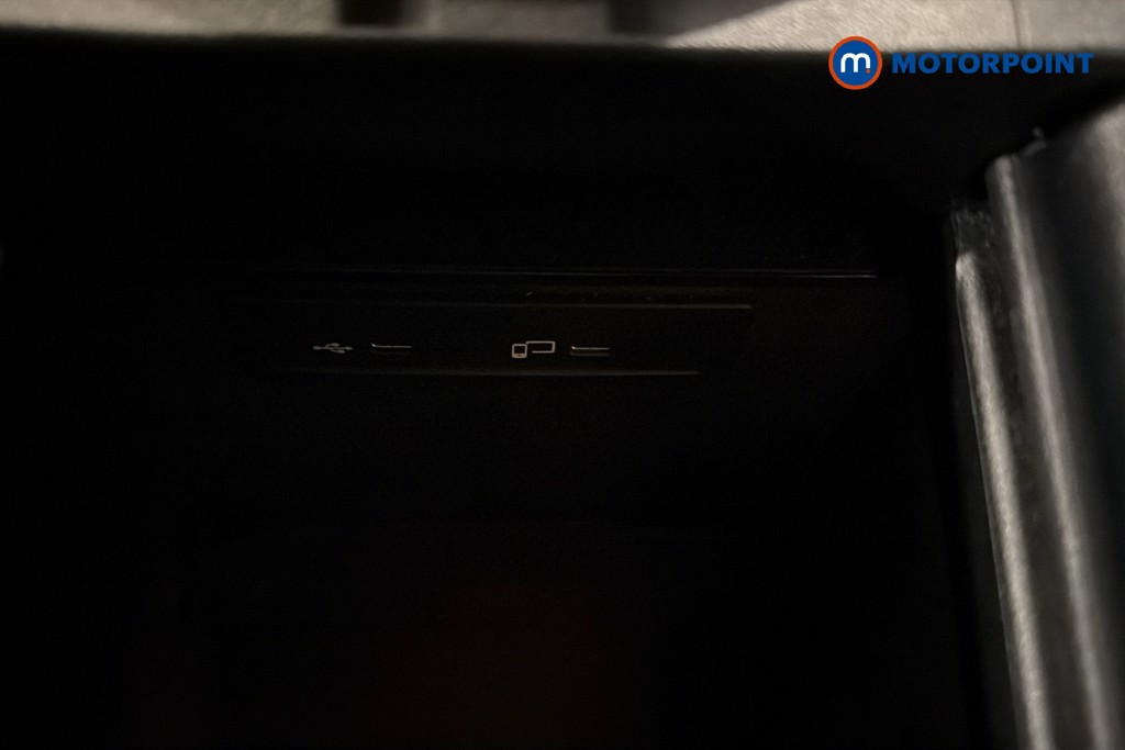 Mercedes-Benz GLC Amg Line Automatic Petrol SUV - Stock Number (1621085) - 17th supplementary image