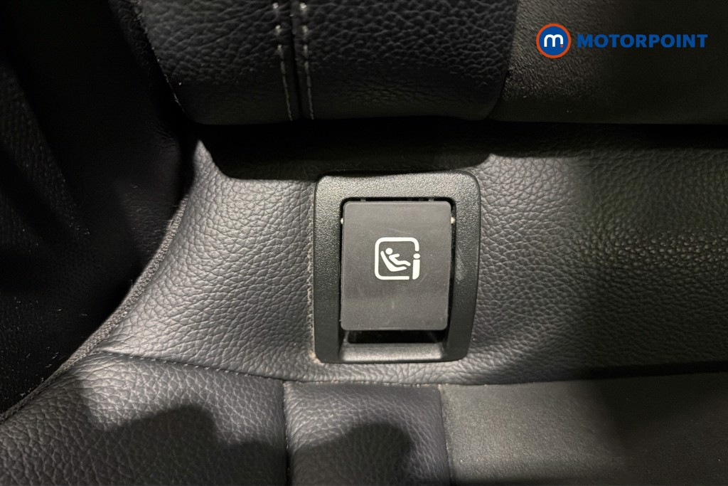 Mercedes-Benz GLC Amg Line Automatic Petrol SUV - Stock Number (1621085) - 29th supplementary image