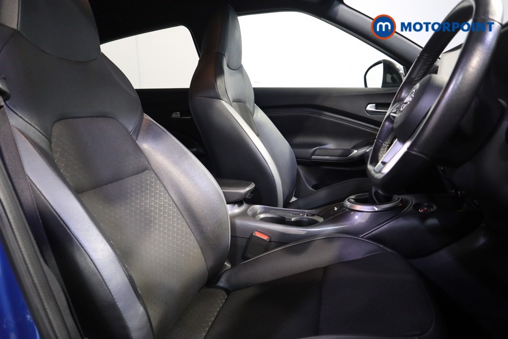 Nissan Juke N-Connecta Manual Petrol SUV - Stock Number (1622863) - 15th supplementary image