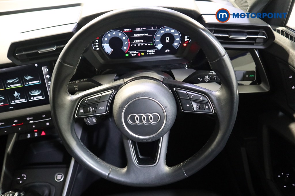 Audi A3 Technik Manual Petrol Hatchback - Stock Number (1626330) - 2nd supplementary image