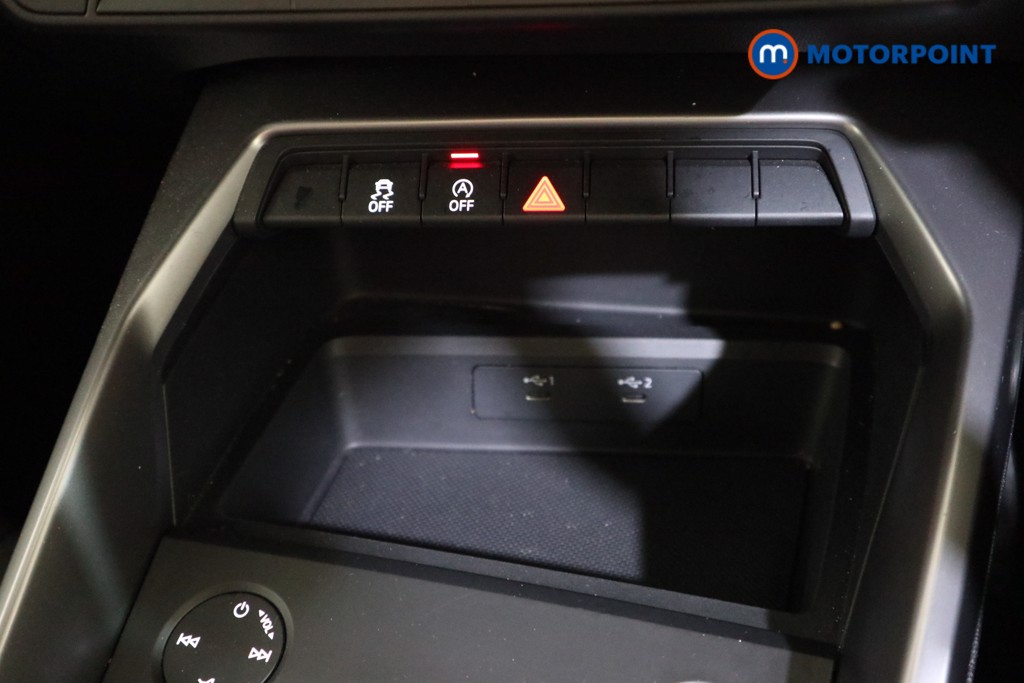 Audi A3 Technik Manual Petrol Hatchback - Stock Number (1626330) - 9th supplementary image