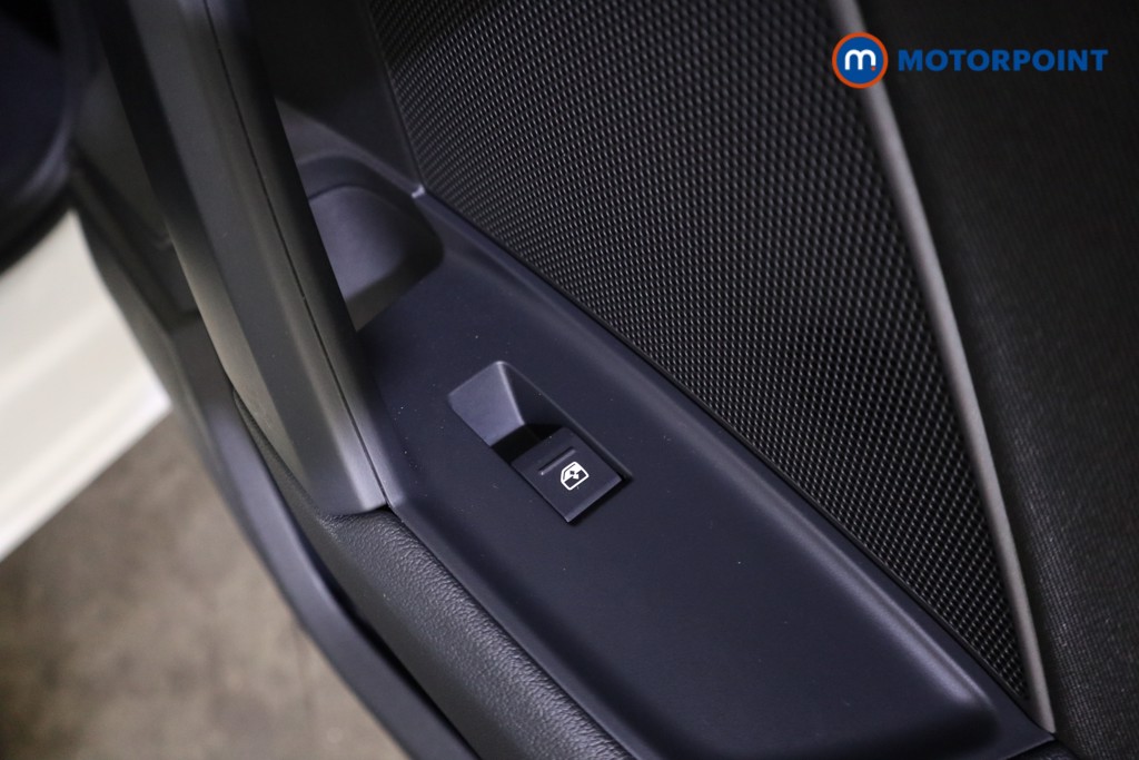 Audi A3 Technik Manual Petrol Hatchback - Stock Number (1626330) - 21st supplementary image