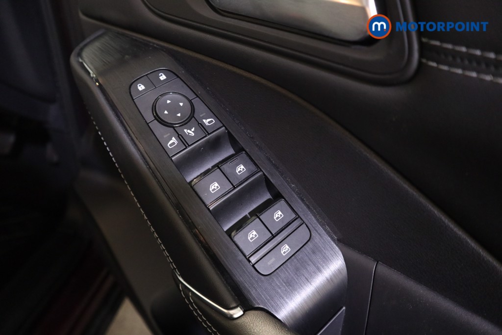 Nissan Qashqai N-Connecta Automatic Petrol SUV - Stock Number (1628538) - 13th supplementary image