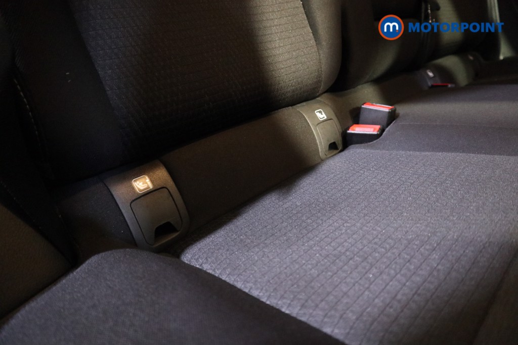 Nissan Qashqai N-Connecta Automatic Petrol SUV - Stock Number (1628538) - 17th supplementary image