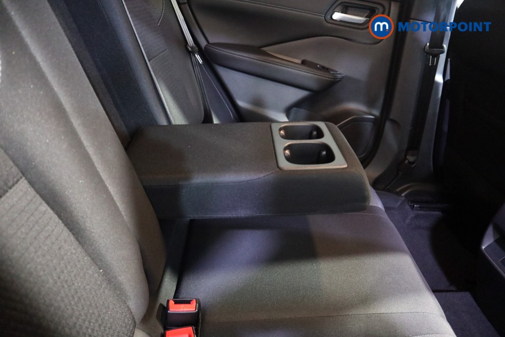 Nissan Qashqai N-Connecta Automatic Petrol SUV - Stock Number (1628538) - 18th supplementary image