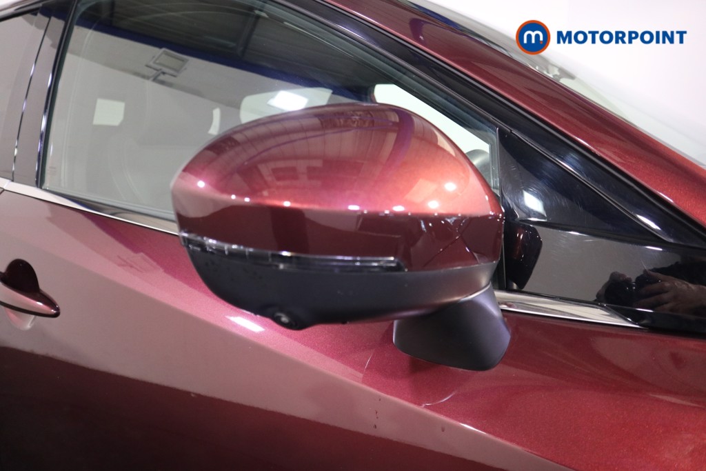 Nissan Qashqai N-Connecta Automatic Petrol SUV - Stock Number (1628538) - 32nd supplementary image