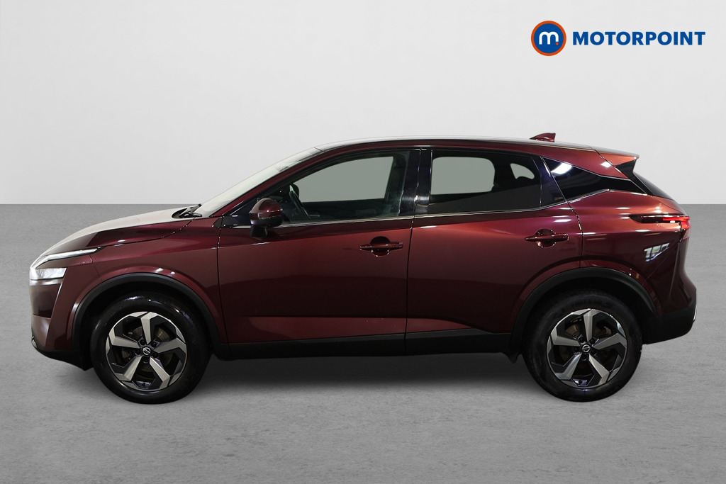 Nissan Qashqai N-Connecta Automatic Petrol SUV - Stock Number (1628538) - Passenger side