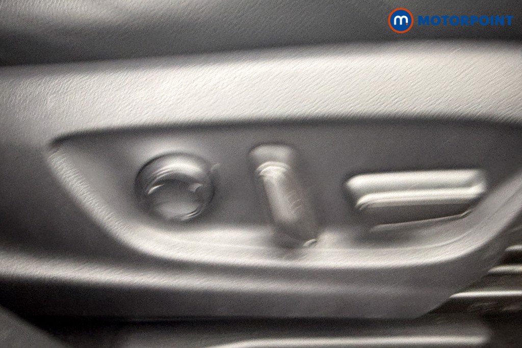 Subaru Solterra Touring Automatic Electric SUV - Stock Number (1629348) - 11th supplementary image