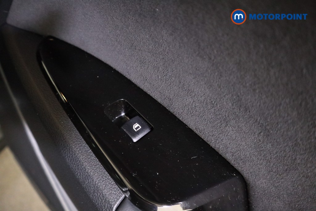 KIA Sportage Gt-Line Automatic Petrol-Electric Hybrid SUV - Stock Number (1630665) - 24th supplementary image