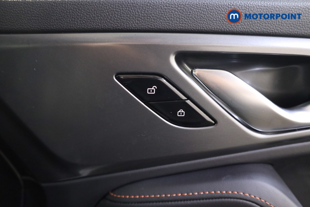 Mg Motor Uk HS Trophy Automatic Petrol-Electric Hybrid SUV - Stock Number (1632775) - 12th supplementary image