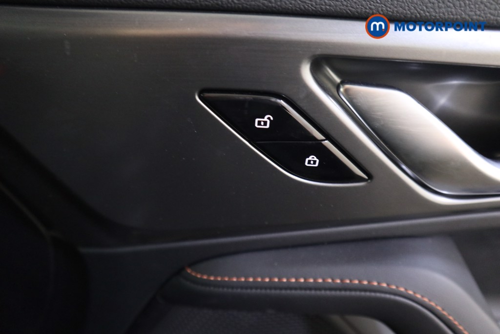 Mg Motor Uk HS Trophy Automatic Petrol-Electric Hybrid SUV - Stock Number (1632845) - 12th supplementary image