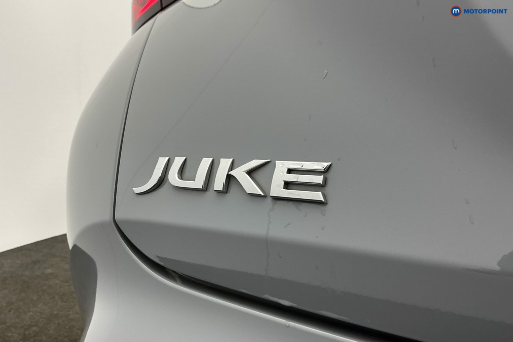 Nissan Juke N-Connecta Manual Petrol SUV - Stock Number (1634579) - 32nd supplementary image